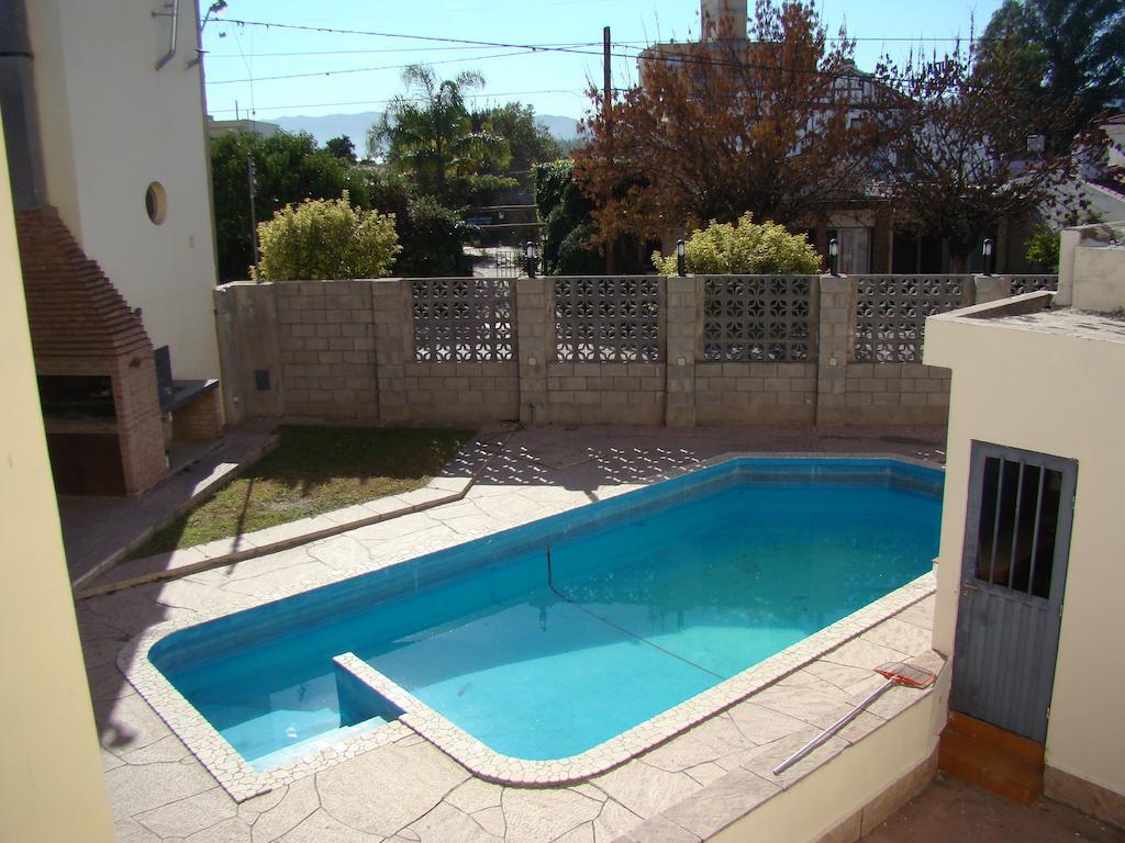 Hotel Temu Villa Carlos Paz Bagian luar foto
