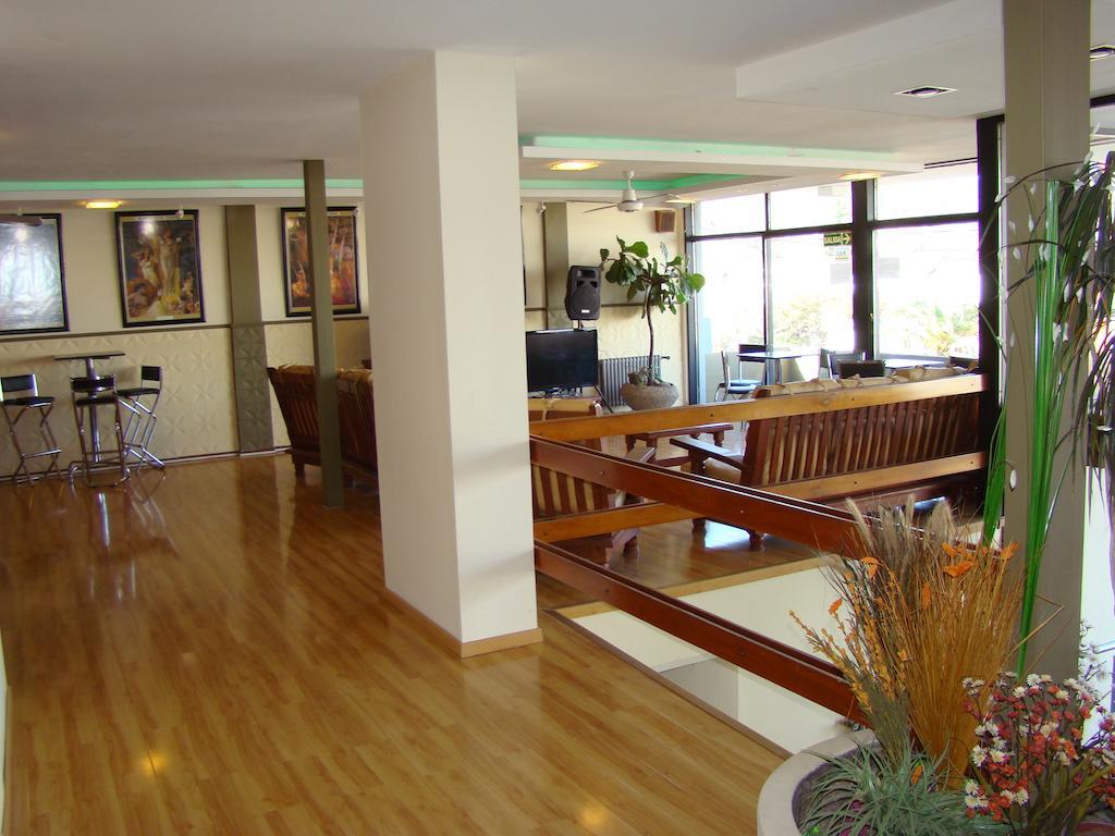 Hotel Temu Villa Carlos Paz Bagian luar foto