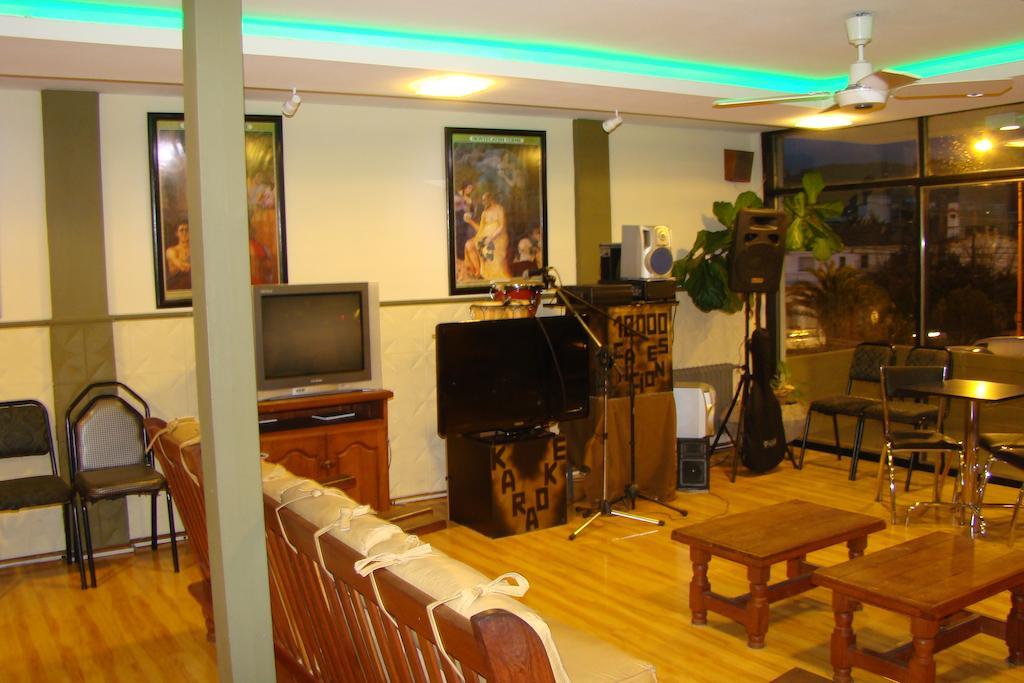 Hotel Temu Villa Carlos Paz Bagian luar foto