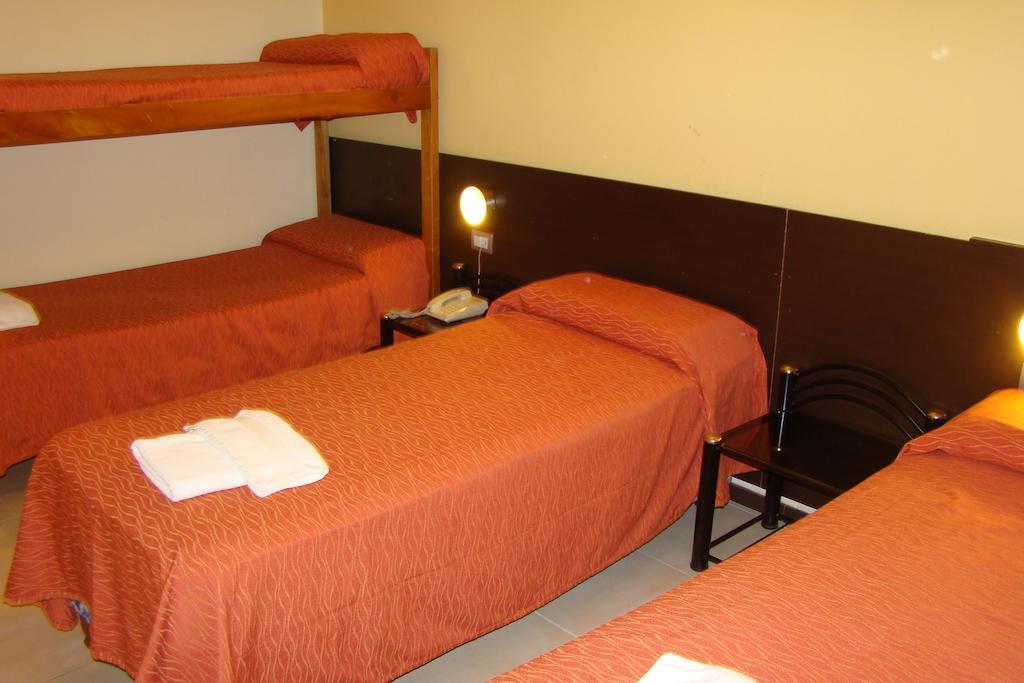 Hotel Temu Villa Carlos Paz Ruang foto