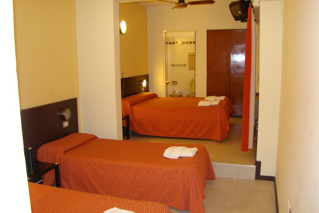 Hotel Temu Villa Carlos Paz Ruang foto